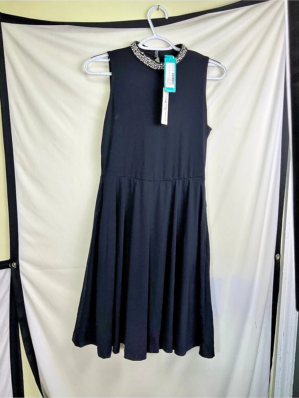 Nine Britton Dina Embellished Halter Neck Midi Dress - Black